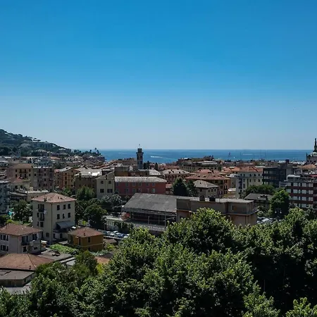 Casa Religiosa Emiliani Hotel